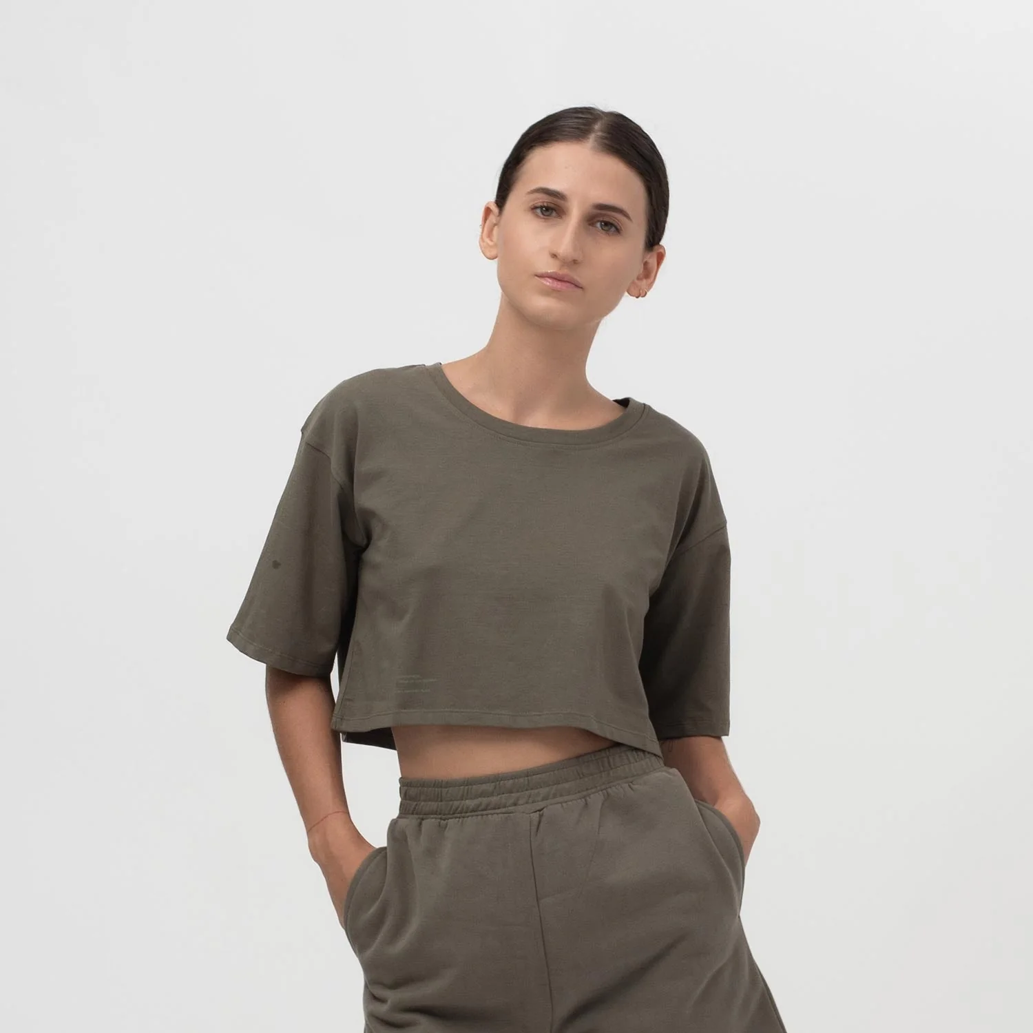 EASY CROP TOP OLIVE - Image 2
