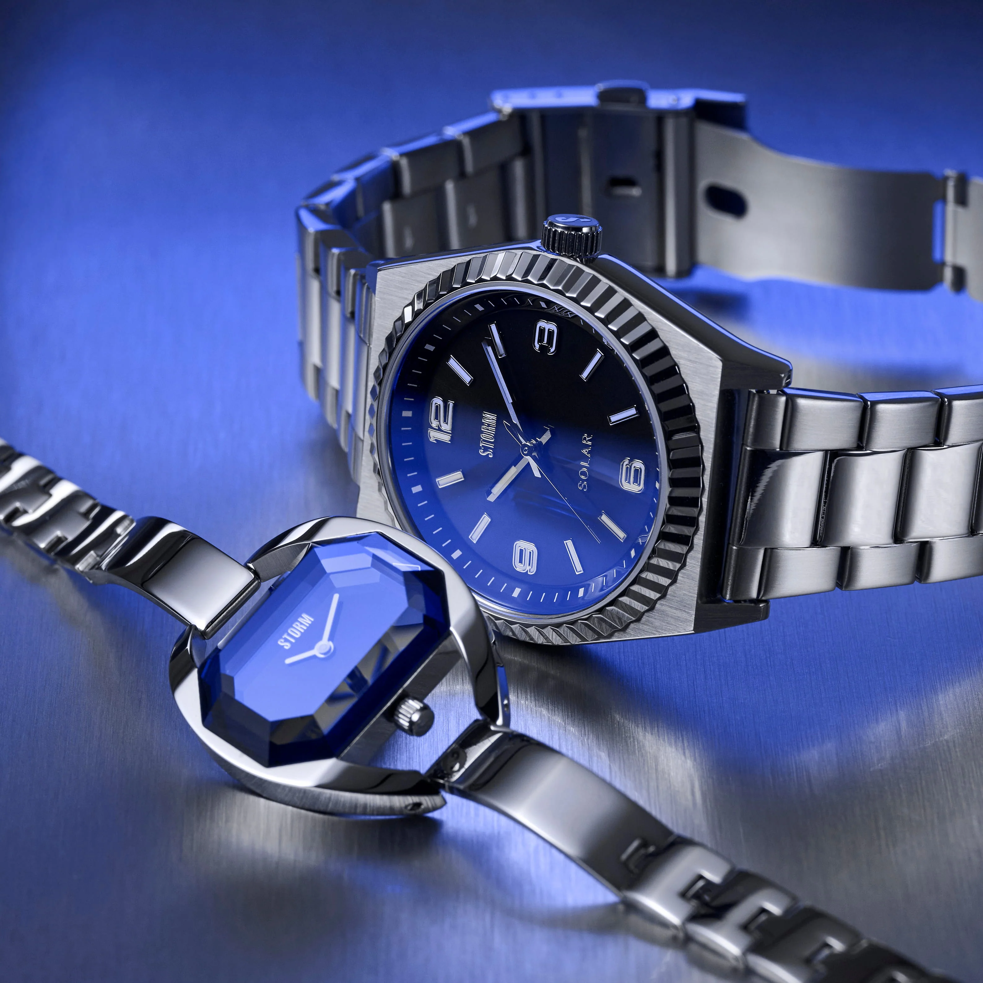 TEMPTRESS CHARM LAZER BLUE - Image 8